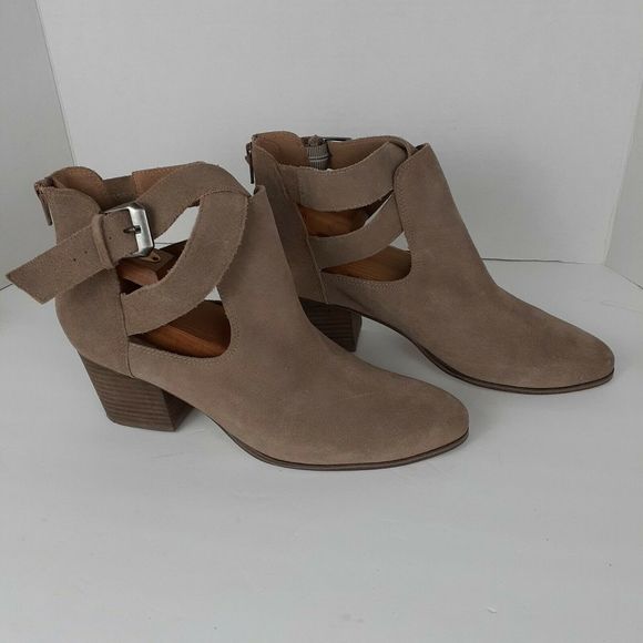 Sole Society Azure Taupe Ankle Boot Bootie. Worn only a few times. - Picture 8 of 12